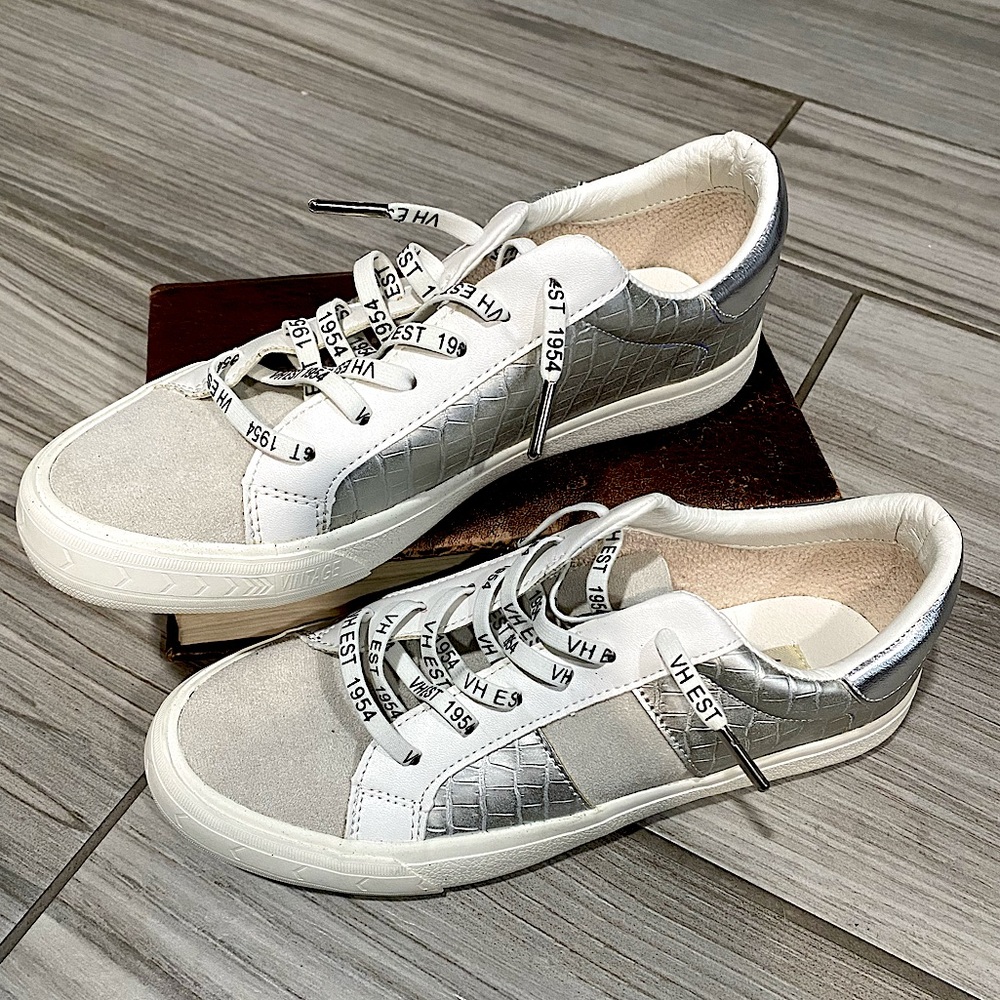Vintage VH ESTATE grey textured brand new shoes